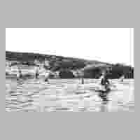111-3068 Wehlauer Schueler baden im Pregel bei Taplacken, anlaesslich eines Tagesausfluges mit Studienrat Stoffert.jpg
